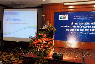 Cựu Bộ trưởng bộ Thông tin và Truyền thông Lê Doãn Hợp phát biểu tại buổi lễ.