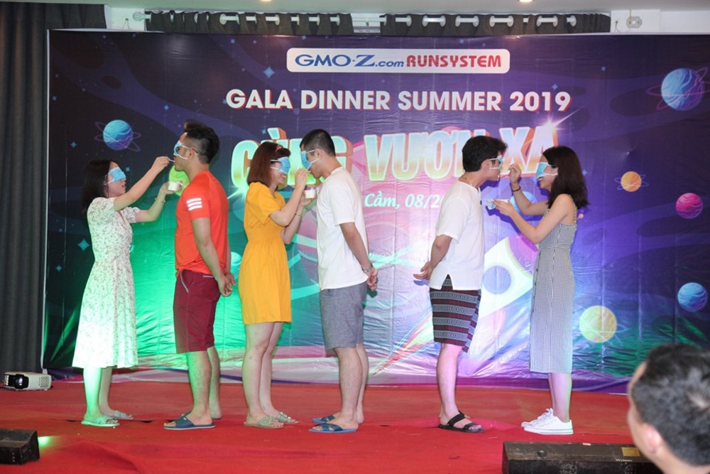 Hoạt động gắn kết tại Gala Dinner GMO-Z.com RUNSYSTEM company trip 2019