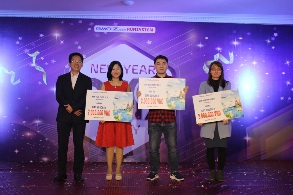 New year party 2019 của GMO-Z.com RUNSYSTEM-13