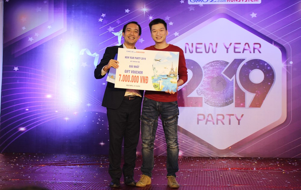 New year party 2019 của GMO-Z.com RUNSYSTEM-15