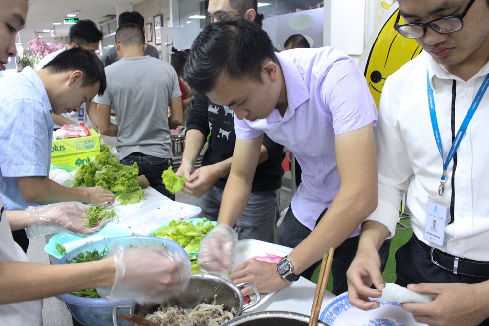 GMO-Z.com RUNSYSTEM tổ chức 20/10-4