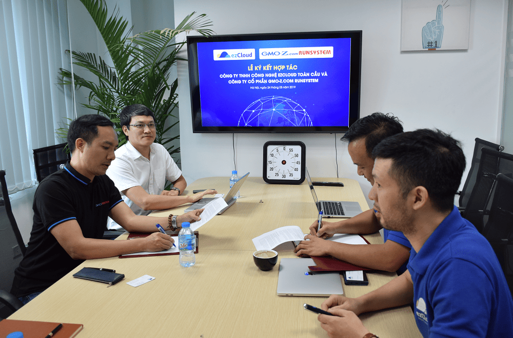 Signing of SmartOCR integration cooperation between GMO-Z.com RUNSYSTEM and ezCloud