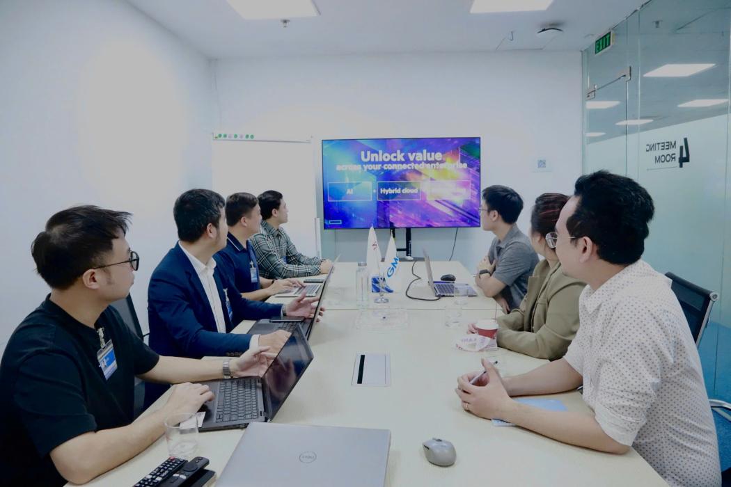 GMO-Z.com RUNSYSTEM và HPE trao đổi cơ hội hợp tác chiến lược