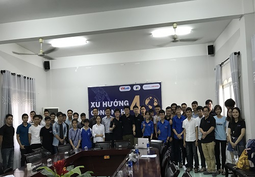 Sinh viên Đà Nẵng hào hứng tìm hiểu Xu hướng công nghệ 4.0